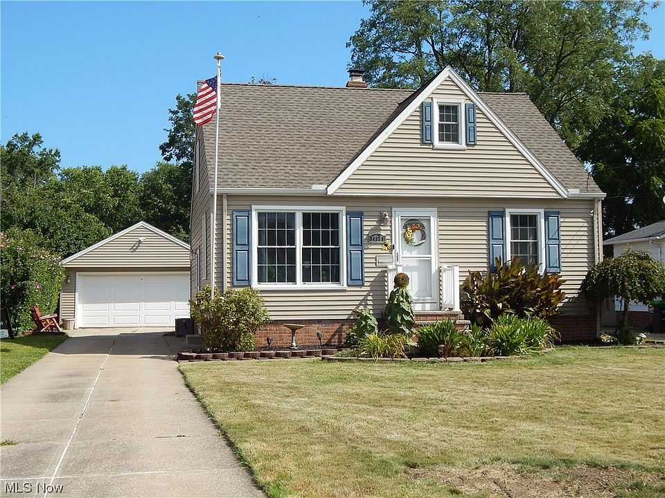 1st image of 30081 Frank Dr