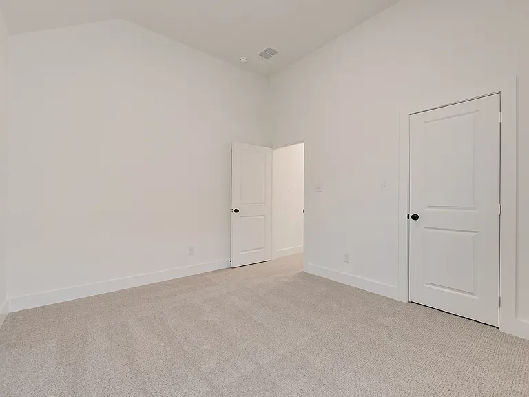 1532 Sandhill Ln — Photo 12