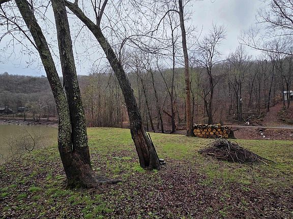 2nd image of 1745 Sandiff Rd