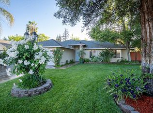 1467 Orchard Ln, Reedley, CA 93654