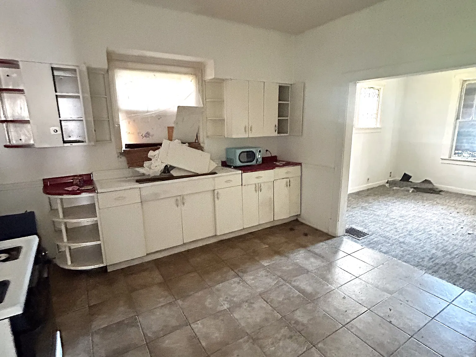2 bed, 720 sqft, $645 — Photo 3