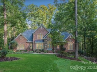 108 Aspen Ct, Mount Holly, NC 28120