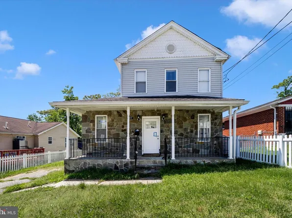 6211 Foote St, Capitol Heights, MD 20743