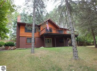 6632 Farrell Rd, Central Lake, MI 49622