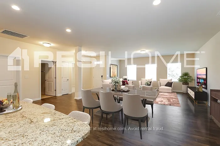 8716 Union Central Ct — Photo 6