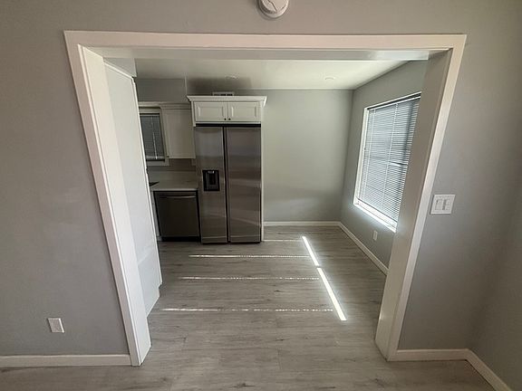 3rd image of 11850 S Inglewood Ave #1