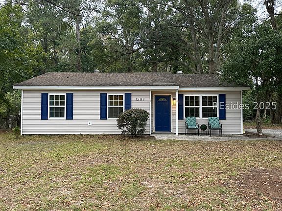 2nd image of 1504 Quarter Horse Rd