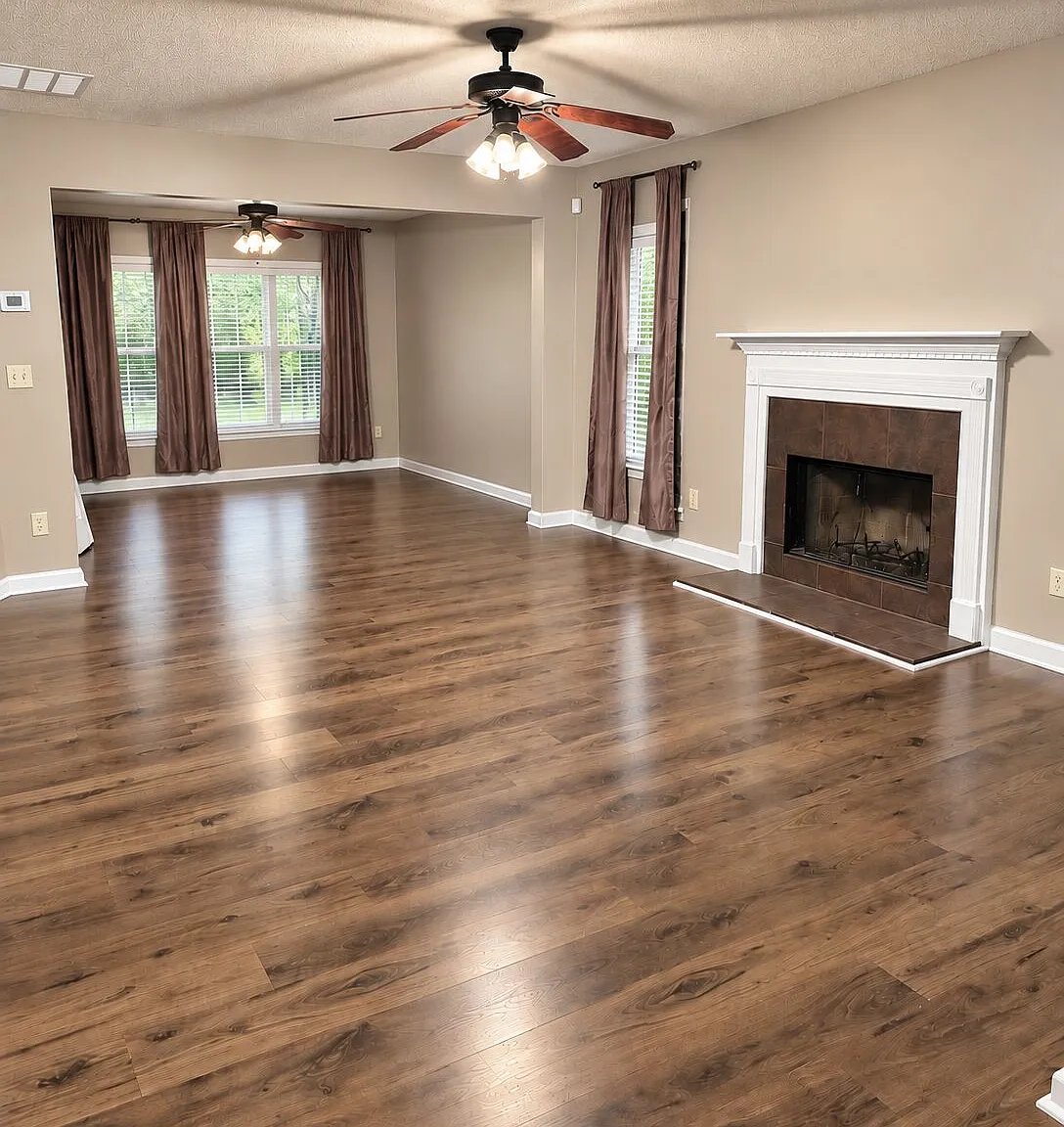 3 bed, 2.5 bath, 1924 sqft, $2,300 — Photo 4