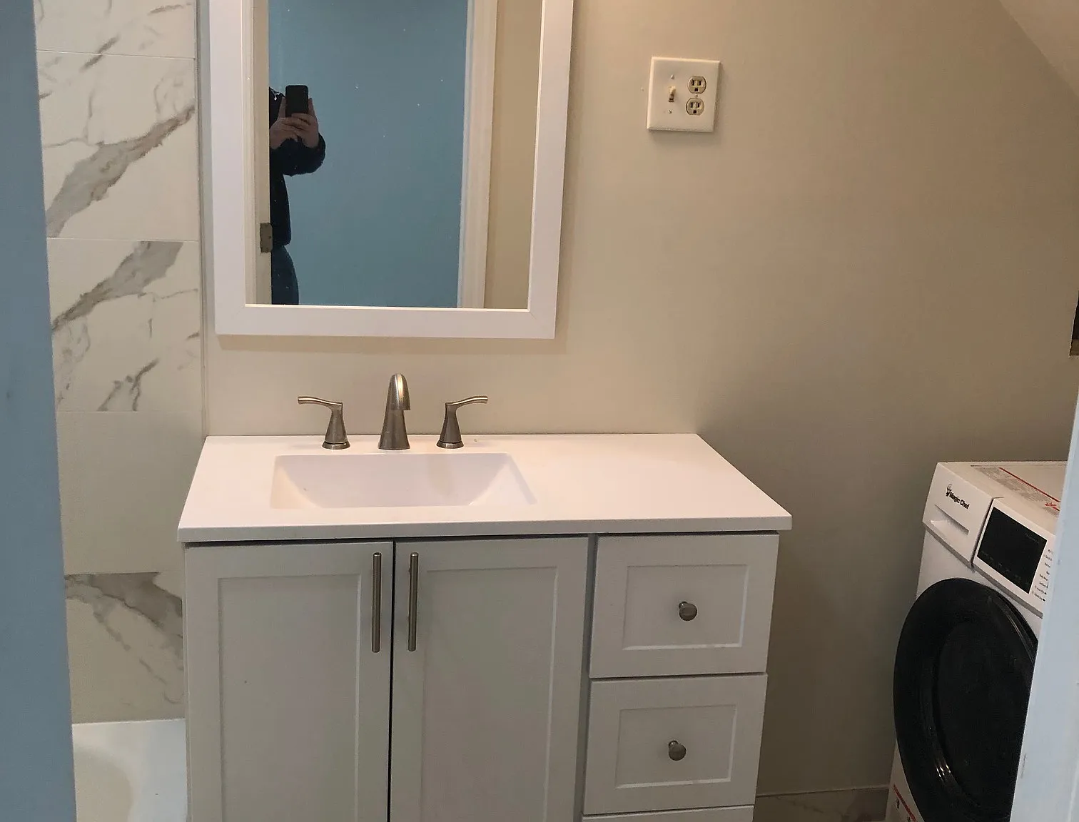 1 bed, 750 sqft, $2,099 — Photo 2