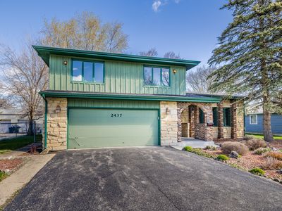 2437 Grape St, Joliet, IL, 60435