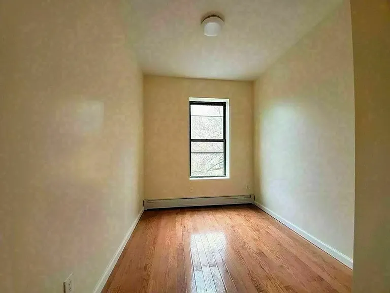 1673 Grove St #2 — Photo 4
