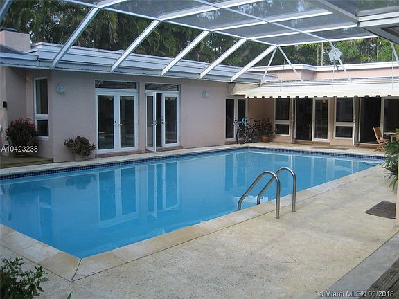 4th image of 7580 SW 47th Ave #0