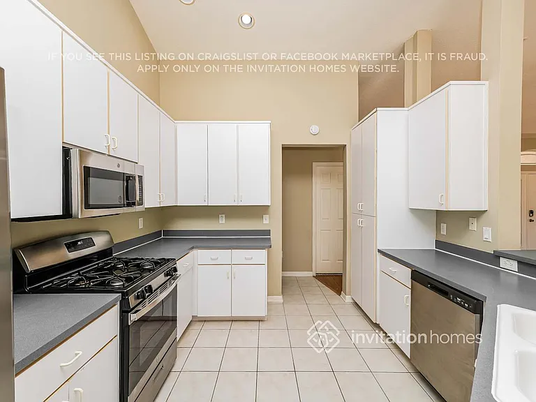 12417 Windmill Cove Dr — Photo 6