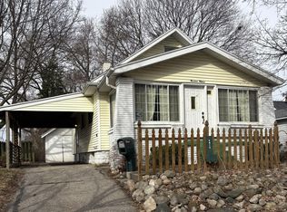 1915 Lafayette Ave NE, Grand Rapids, MI 49505