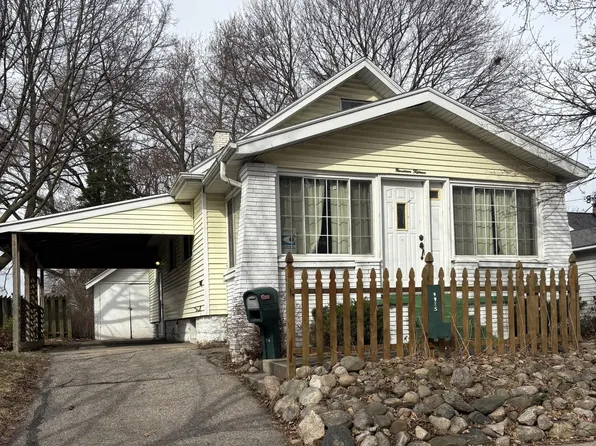 1915 Lafayette Ave NE, Grand Rapids, MI 49505