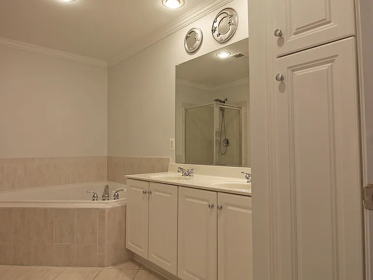 722 Capitol Square Pl SW — Photo 18