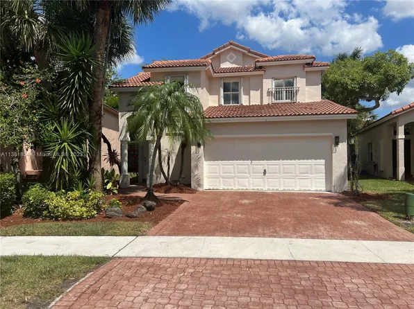 15899 SW 16th St, Pembroke Pines, FL 33027
