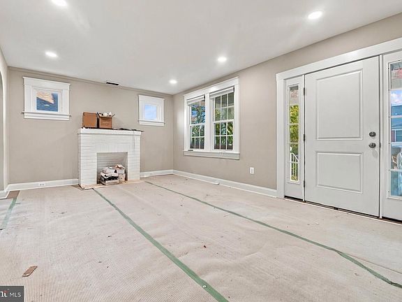 3rd image of 4705 Ridgeway Ave