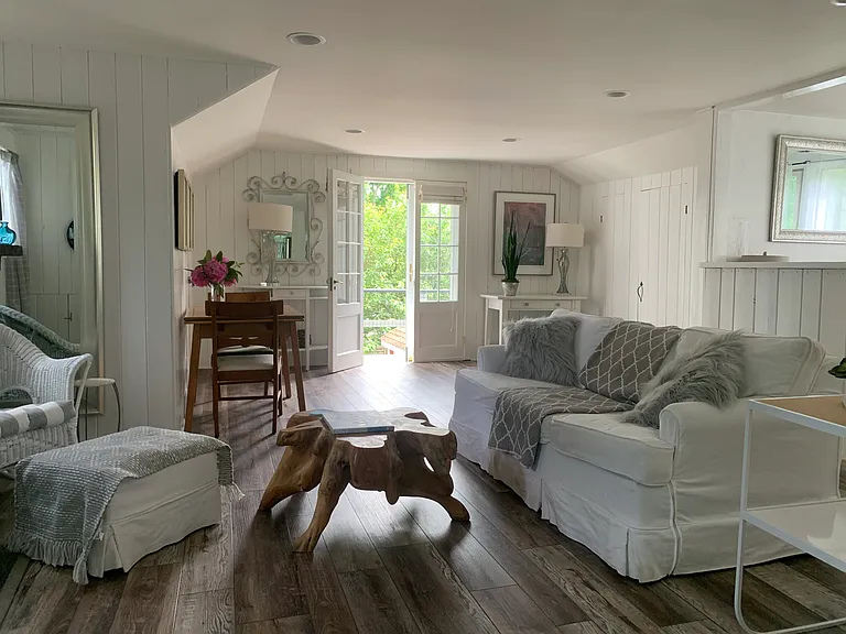 240 Noroton Ave — Photo 1
