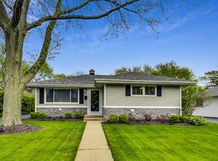 137 S Walnut St, Palatine, IL