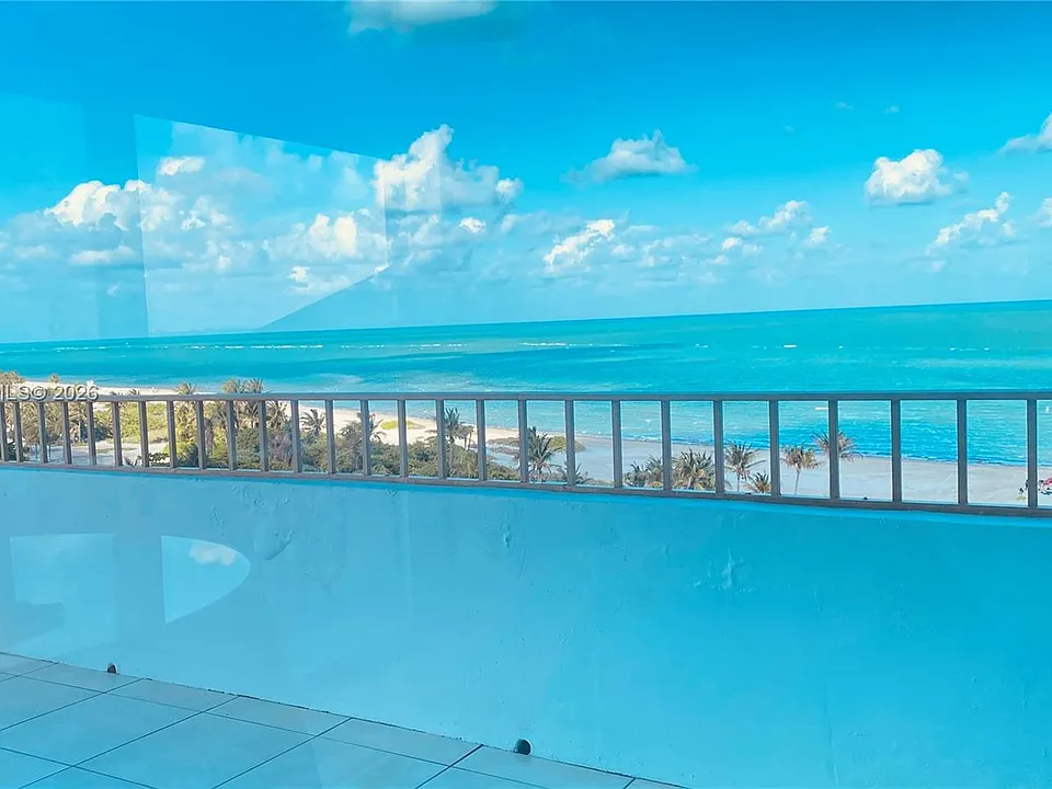 177 Ocean Lane Dr #1008