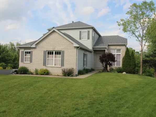1240 Water Stone Cir, Wauconda, IL 60084