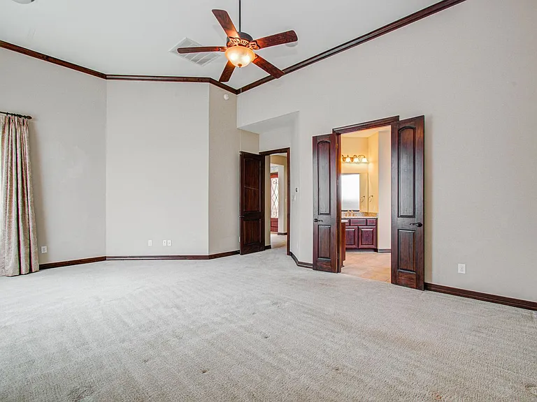 5711 Avon Landing Ln — Photo 11