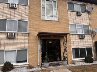 8250 Oconnor Dr APT GSE, River Grove, IL 60171