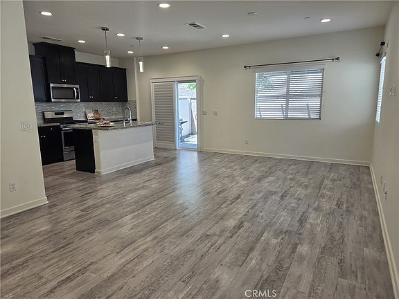 5th image of 27440 Red Rock Rd