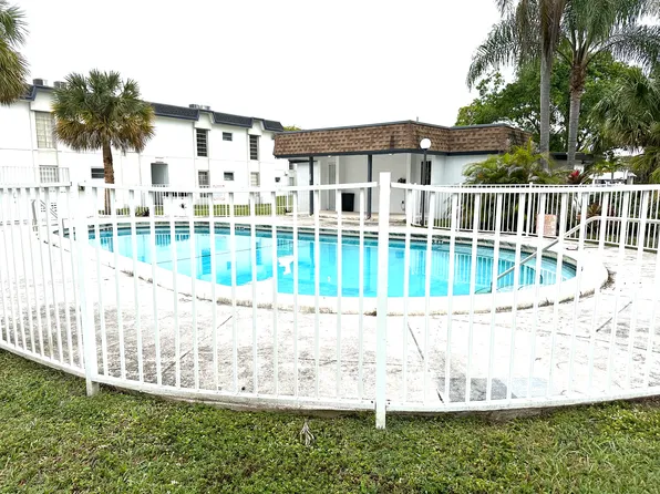 7256 SW 94th Pl, Miami, FL