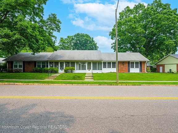 4th image of 380B Portsmouth Drive
