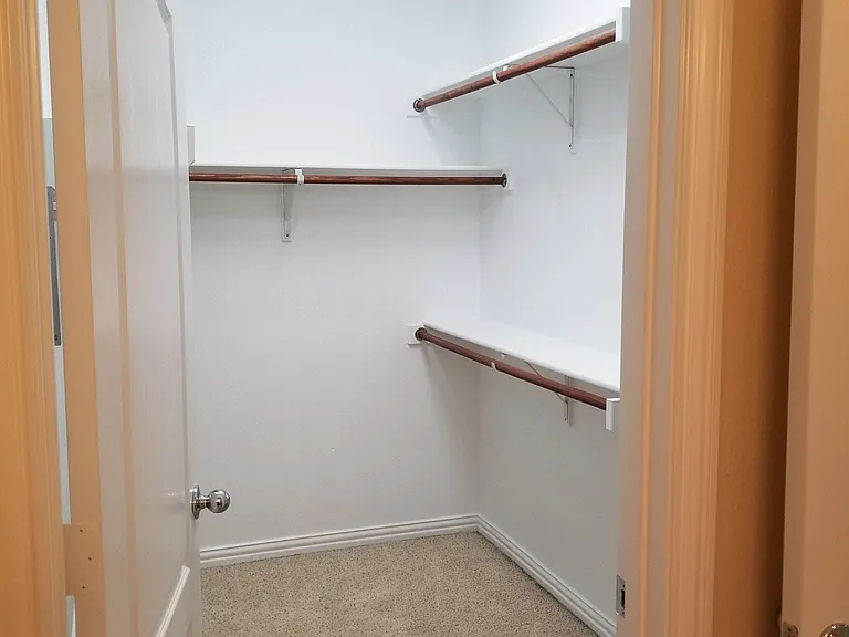 4000 Rome Ct — Photo 19