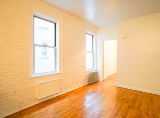 425 W 46th St APT 4E, New York, NY 10036