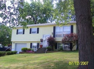 22 Sturbridge Ct, Voorheesville, NY 12186