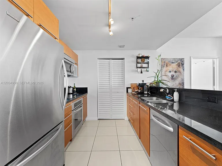 244 Biscayne Blvd #701 — Photo 6