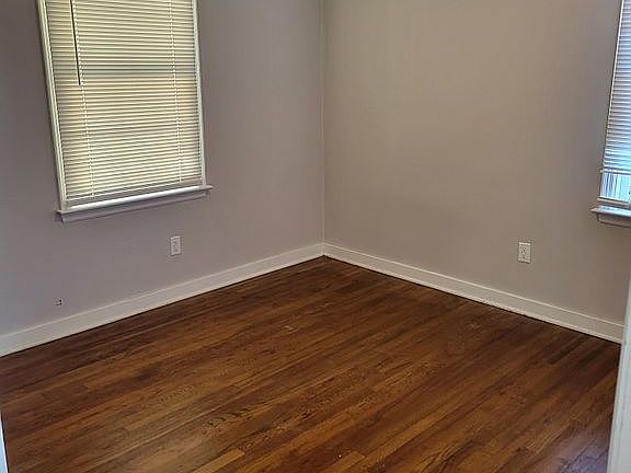 2nd image of 108 Bishop St