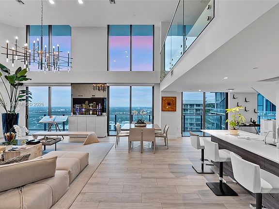 3rd image of 121 NE 34th St #Penthouse 3217