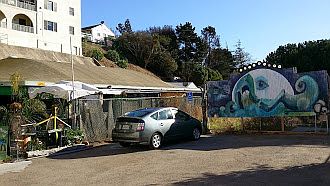 5th image of 130 N Ventura Ave