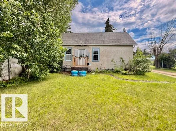 5505 45th Ave, Wetaskiwin, AB T9A 0G3