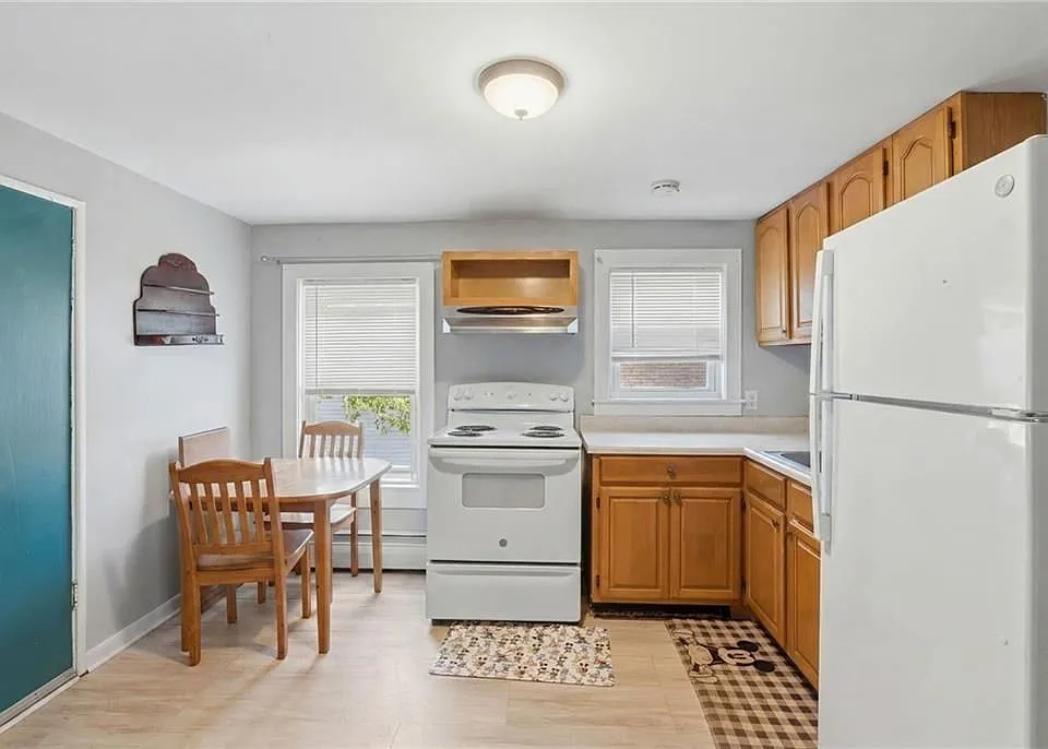 515 Davisville Rd #2