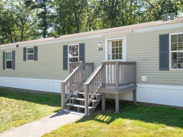 20 Railroad Avenue, Seabrook, NH 03874