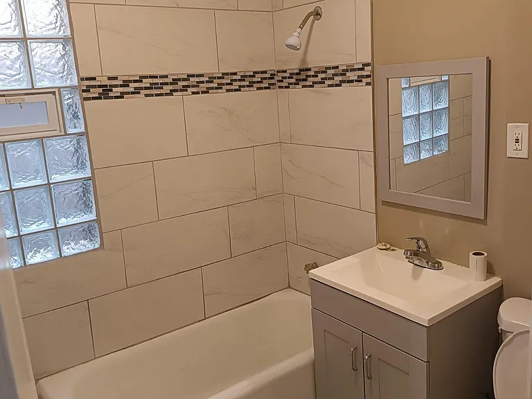 9624 S Avenue M #1 — Photo 5