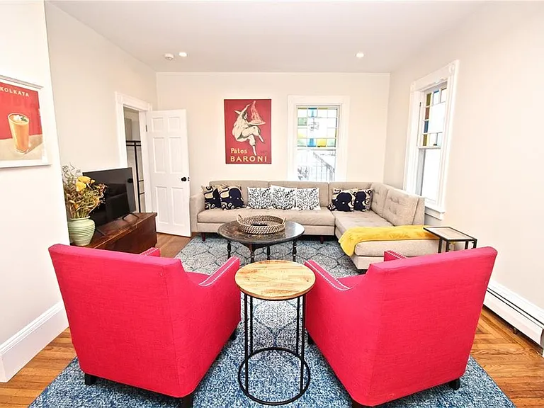 700 Thames St — Photo 10