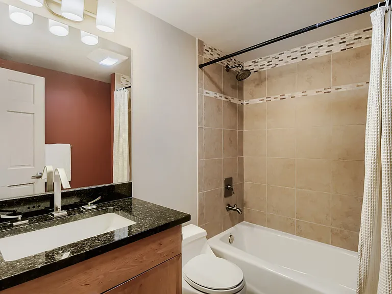 690 Deer Blvd E — Photo 11