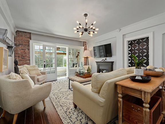 4th image of 4436 Mill Creek Parkway #1 S