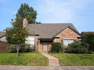 402 Chancellorsville Dr, Mesquite, TX 75149