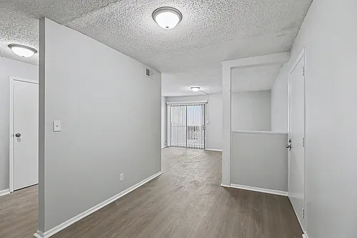 Stoneybrook Apartments Photo 1