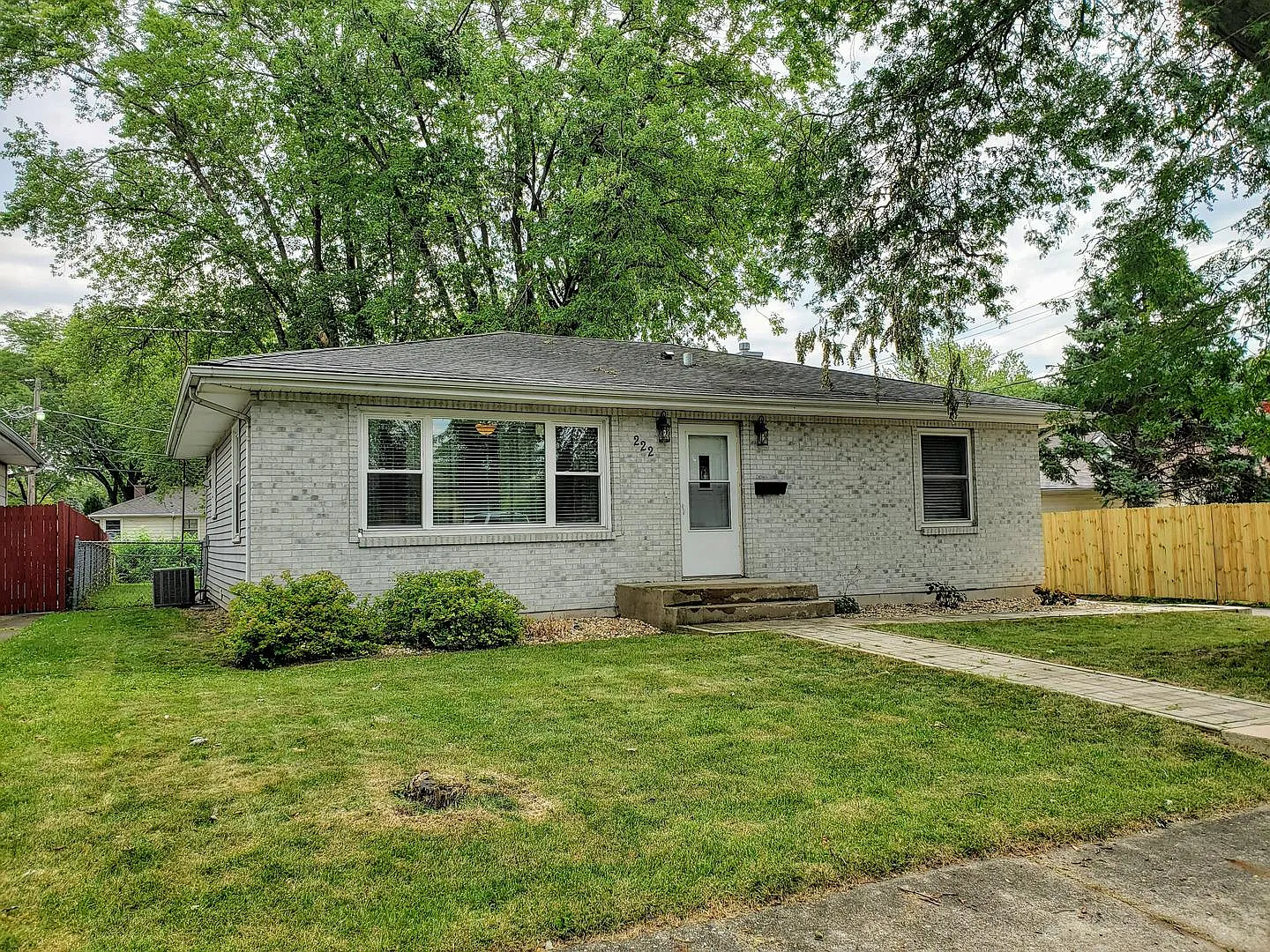 222 Dwight Ave photo 1