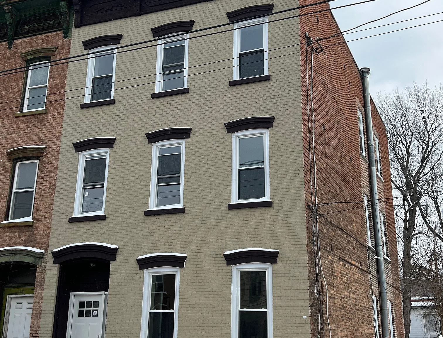 2 bed, 800 sqft, $1,500 — Photo 1