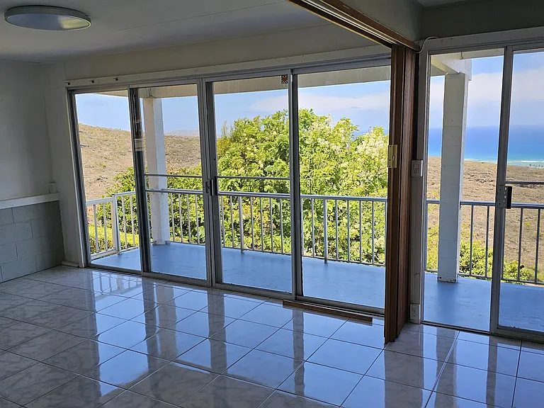 1827 Halekoa Dr #B — Photo 10